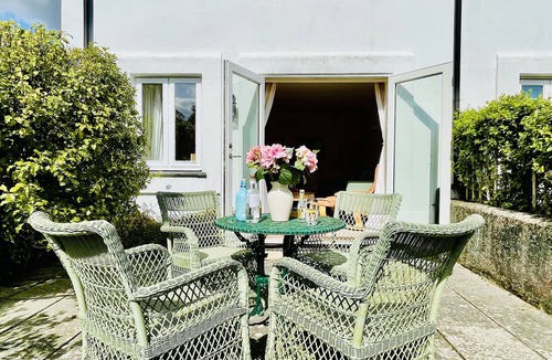 Dittisham Cottage | Pet Friendly, Tranquil, 2 Bedrooms