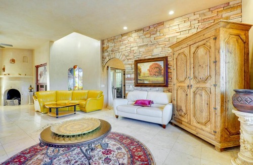 Houghton House | Pet-Friendly Tucson Vacation Rental w/Huge Yard!