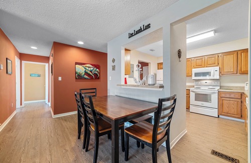 Gulf Shores Condo | PET FRIENDLY, TWO POOLS, LAGOON PIER, CONVENIENT TO THE BEACH, BEACHY DECOR