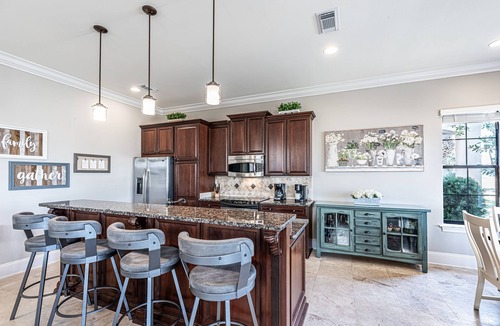 Villa Lago House | Pet Friendly ~ Two Golf Carts ~ Golf Course View