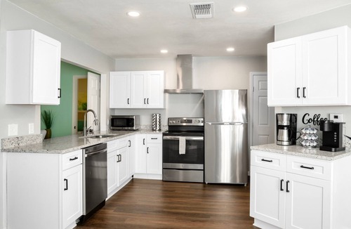 Babcock North House | Pet Friendly Urban Oasis w/Turfed Yard, Dedicated Office, and Twin-King Beds