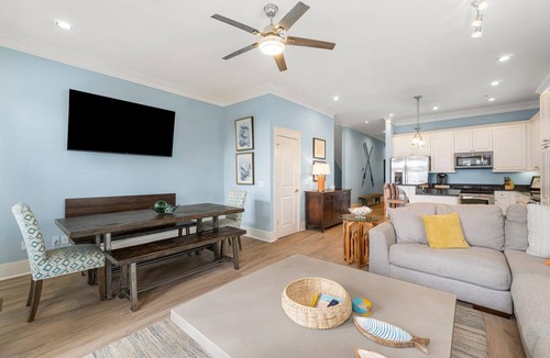 Kiska Beach House | Pet Friendly Beach House w/Pool – Sleeps 16, Steps to Beach, Free Activities!