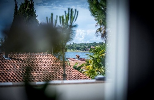 Dajla House | Pet-friendly vacation home right by the sea - last minute promotion 15% discount