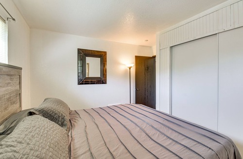 Rancho Calaveras House | Pet-Friendly Valley Springs Retreat w/Fire Pit!