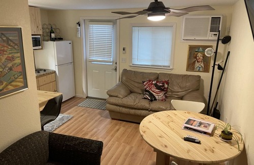 Gravois Mills Cottage | Pet friendly, Very nice 2 queen bedrooms, cute vacation loft.