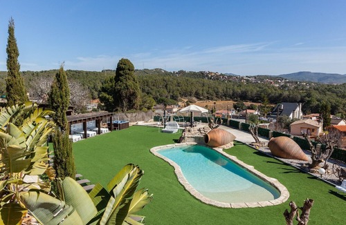 Can Trabal House | Pet-Friendly Villa Masía Can Trabal with Mountain View, Pool, Jacuzzi, Wi-Fi, A/C, Terrace & Garden