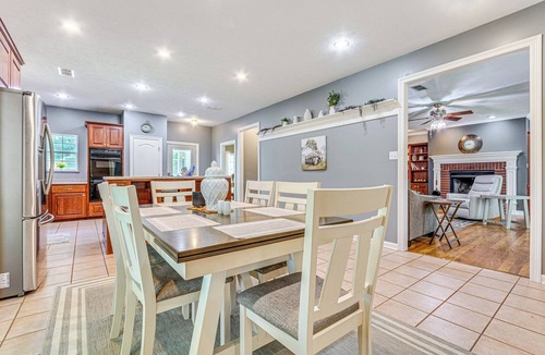 Vilonia House | Pet-Friendly Vilonia Home w/Fenced Yard & Grill!