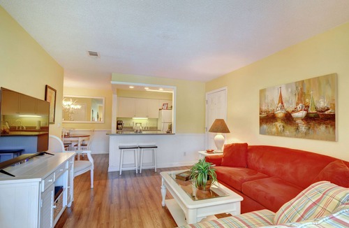 Demere Park Condo | Pet Friendly Walk to Pier Village & Beach Heated Pool Sleeps 6