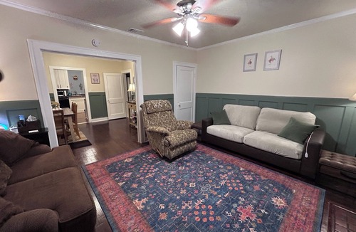 Fort Worth Cultural District Cottage | Pet-Friendly Washburn Home with Private Yard