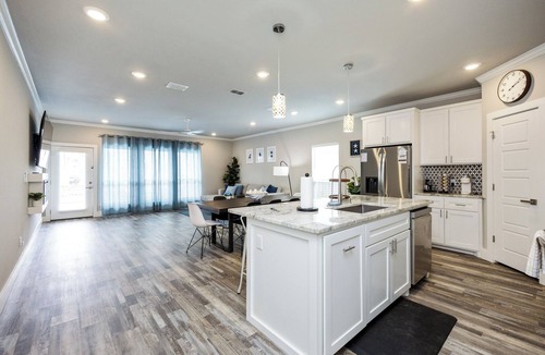 Corpus Christi House | Pet-Friendly Waterfront Townhome | Plunge Pool & Boat Dock