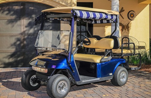Villa Lago House | Pet Friendly ~ Water View ~ 2 Golf Carts