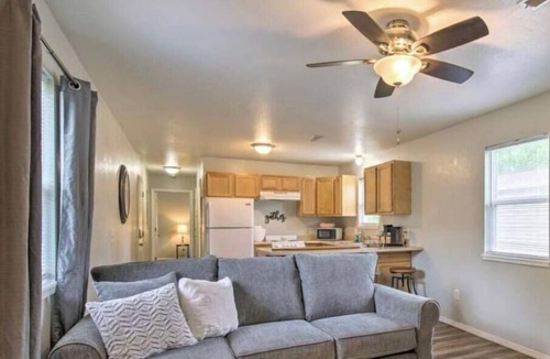 West Plains Apartment | Pet-Friendly West Plains Home Near Downtown!