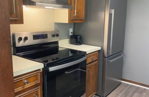Brandon House | Pet Friendly! Whole home in Brandon OAK