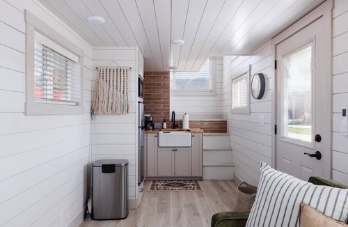 Apple Valley House | Pet-Friendly Zion Group Getaway