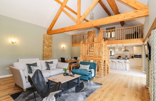 Bourton Cottage | Petals Patch