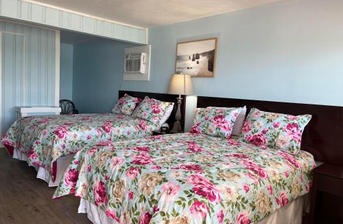 Geneva-on-the-Lake Hotel | Pete's Lakefront Motel, LLC