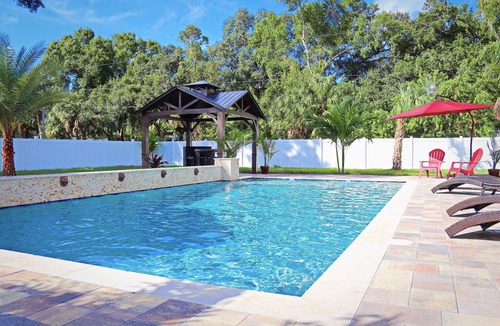 Tampa House | Pete's Place 9 Bedroom 7 Bath Tampa Resort