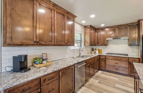 Stillwater House | Pete's Presidential Pad