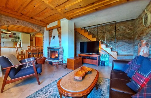 Korenica House | Peter's Pine Cottage