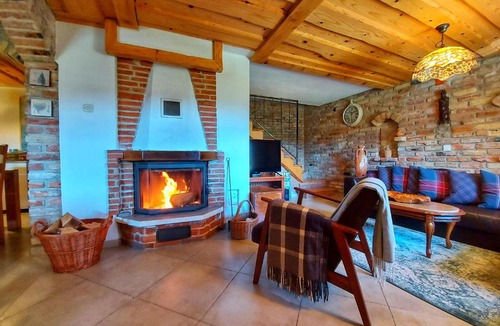 Korenica House | Peter's Pine Cottage