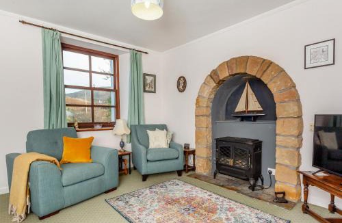 Tarskavaig House | Peters