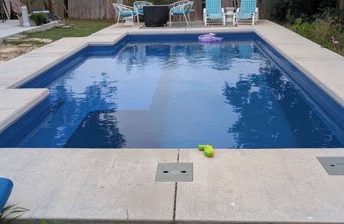 Carrell Oaks House | Petes place, nice comfortable relaxing with pool for your gateway to Austin