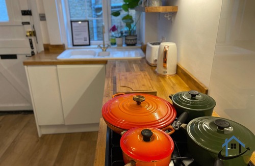 Twywell Cottage | Petham Cottage 2 bed sleeps 6n