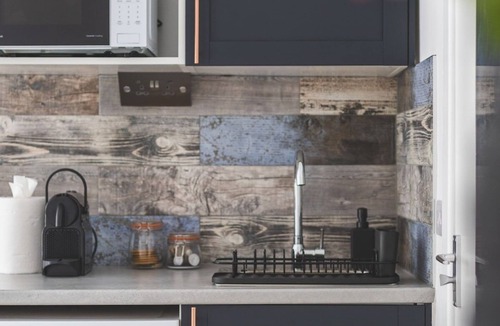 Highbury Apartment | Petit 1 bed flat - GREAT location