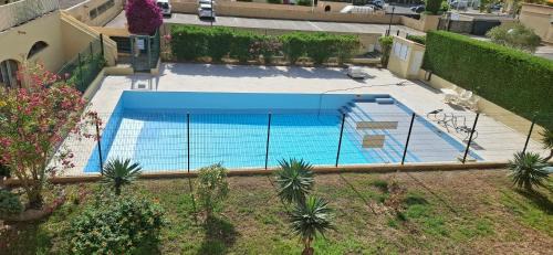 Port Rive Gauche Apartment | Petit appart sympa clim piscine balcon