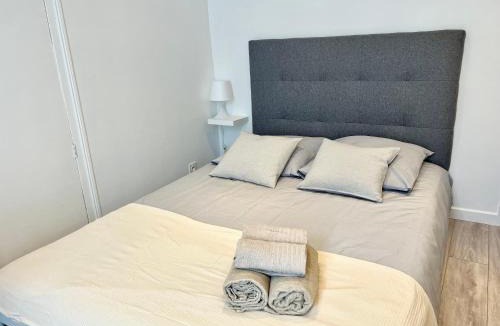 Quartier de la Folie-Mericourt Apartment | Petit appartement agréable au cœur du 11e arrondissement