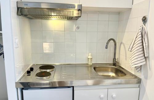 Quartier de la Folie-Mericourt Apartment | Petit appartement agréable au cœur du 11e arrondissement