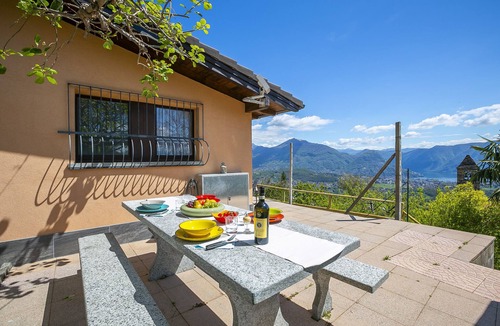 Cademario Apartment | Petit Cadeau, Cademario, Switzerland