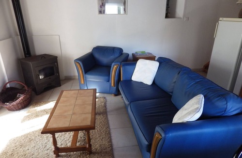 Vouvant Cottage | Petit Cerisier (1 Bedroom - sleeps 4)