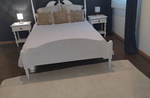 Vervins House | Petit château