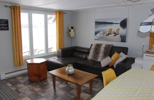 Adstock Ski Chalet | Petit chalet du lac du huit