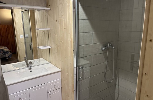 Bevy House | Petit Chalet