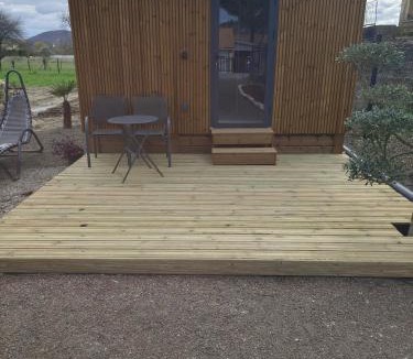 Cruas Other | Petit chalet