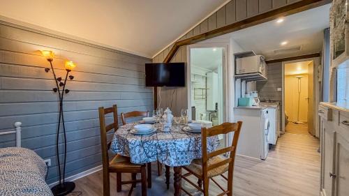 Auguaise House | Petit Chalet idéal à la campagne avec parking