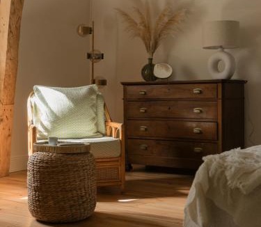 Vercourt Bed & Breakfast | Petit Chateau Vercourt