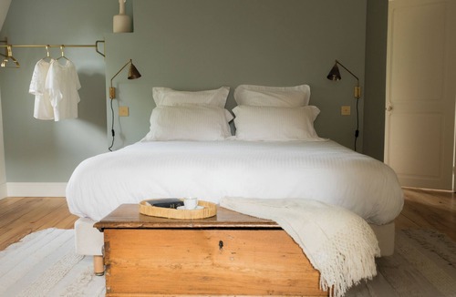 Vercourt Bed & Breakfast | Petit Chateau Vercourt