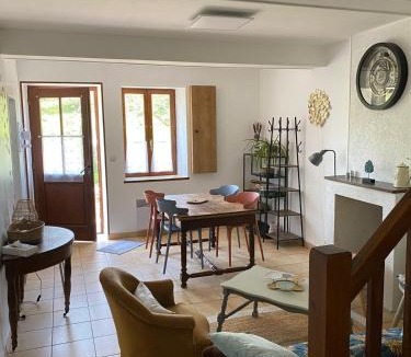 Montreuillon House | Petit cocon au cœur du Morvan