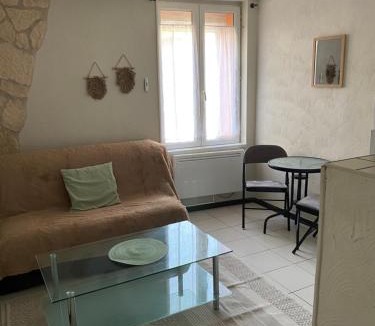 Chateau-Chinon Apartment | Petit cocon