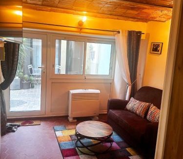 La Celle-sous-Gouzon Apartment | Petit Cocon Cosy au cœur du village d'Allauch