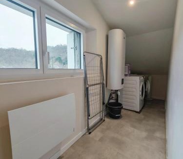 Argeles Gazost Apartment | Petit Cocon sous les toits