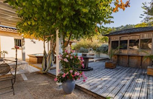 Montrem House | Petit coin de paradis Périgourdin