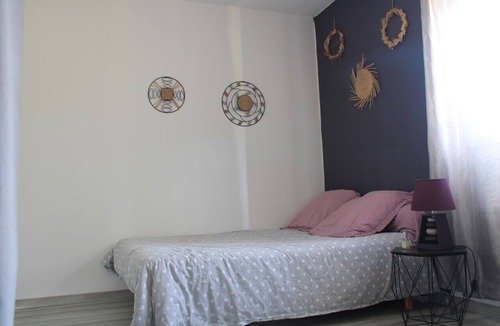Ventenac Cottage | Petit Coin de Verdure au Cœur D'un Petit Village Ariégeois