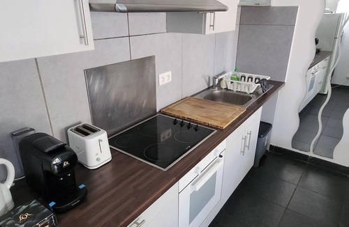 Toulouse City-Centre Apartment | Petit Confort - T3 Proche Commodités - Parking