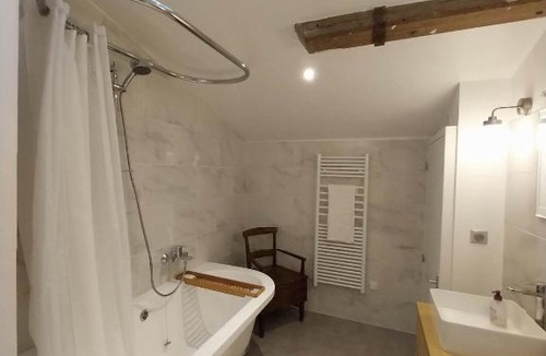 Blasimon House | Petit Est Eco Cottage