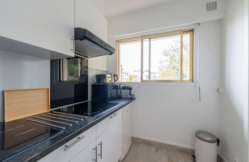 Fontenay-aux-Roses Apartment | Petit Fontenay - Parking - Wifi - RER B