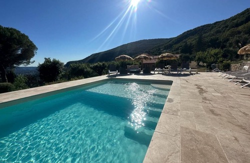 Magagnosc House | Petit Gîte 4/5 Personnes Avec Accès Piscine Partagée